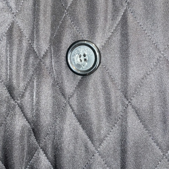 AUTHENTIC BURBERRY Quilted Trench Coat - Picture 4 of 11